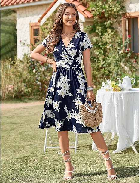 Women's Summer Short Sleeve V-Neck Floral Short Party Dress with Pockets